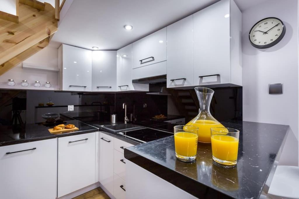 Cozy Stay Apartment - Kazimierz Cracóvia Exterior foto